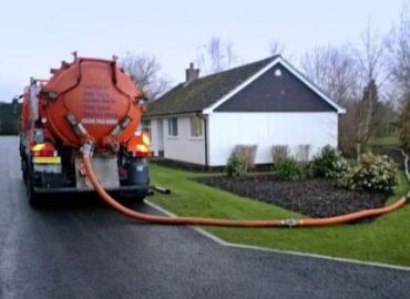 Cleaning the septic tank